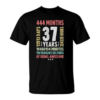 37Th Birthday 37 Years Old Vintage Retro - 37 Yr Old T-Shirt - Seseable
