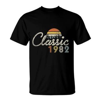 40 Geburtstag Classic Wald 1982 T-Shirt | Mazezy