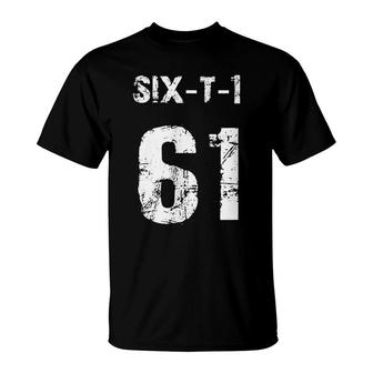 61 Sports Team Fans Or Proud Birthday Born 1961 61St T-Shirt - Seseable