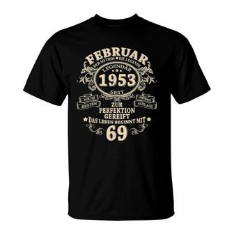 69 Geburtstag Geschenk Mann Mythos Legende Februar 1953 T-Shirt | Mazezy