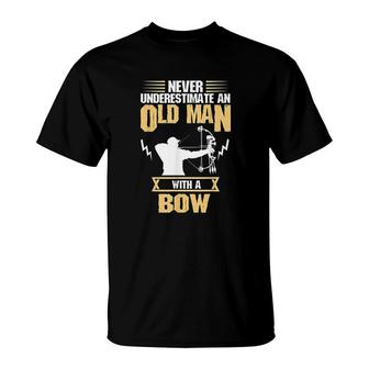 Archery Hunter Never Underestimate Old Man Love Bow Hunting T-Shirt - Thegiftio UK