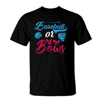 Baseball Or Bows Gender Reveal Party Baby Reveal Dad Mom T-Shirt | Mazezy