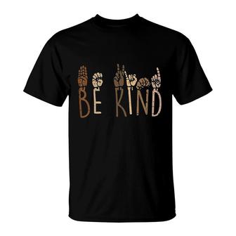 Be Kind Hand Signs T-Shirt | Mazezy DE