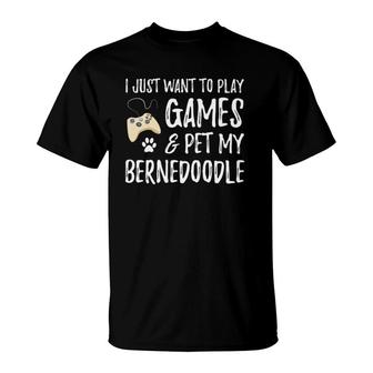 Bernedoodle Gamer Funny Dog Mom Gift Idea T-Shirt | Mazezy