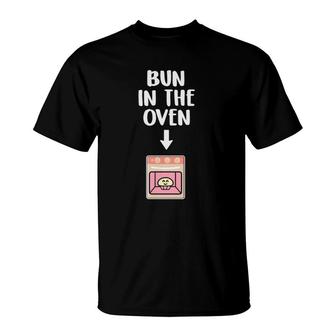 Bun In The Oven Pregnancy Announcement Expecting Mother T-Shirt | Mazezy