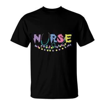 Christmas Nurse Nursing Cute Health Worker Christmas Pattern T-Shirt | Mazezy