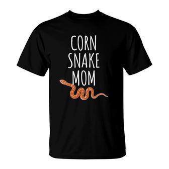 Corn Snake Mom Pantherophis Guttatus T-Shirt | Mazezy