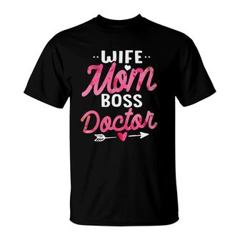 Doctor Mom Gift Wife Boss Floral Women Funny Gift T-Shirt | Mazezy