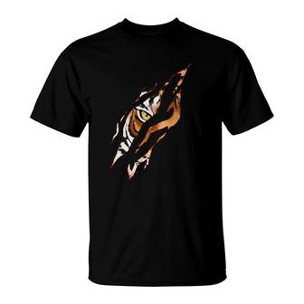 Fearless Tiger Eye Claw Silhouette Lunar Year 2022 Ver2 T-Shirt | Mazezy