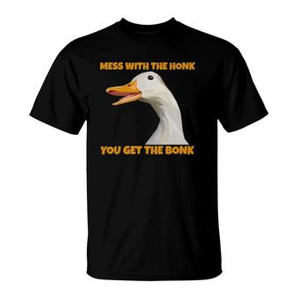 Funny Goose Lover Gift Honk Goose Easily Distracted By Ducks T-Shirt | Mazezy