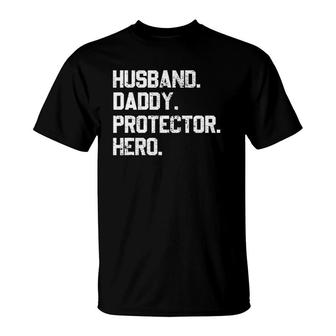 Husband Daddy Protector Hero Fathers Day For Dad T-Shirt | Mazezy DE