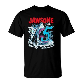 Kids 5Th Birthday Shark 5 Jawsome Five Years Old Bday Gift T-Shirt | Mazezy