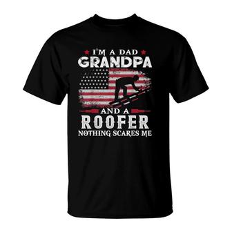 Mens Dad Grandpa Roofer Nothing Scares Me Usa T-Shirt | Mazezy