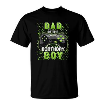 Mens Dad Of The Birthday Boy Matching Video Gamer Birthday Party Green T-Shirt - Seseable