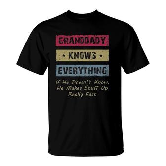 Mens Granddaddy Knows Everything Humor Saying Retro Grandpa T-Shirt | Mazezy