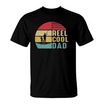 Mens Reel Cool Dad Great Gift For Fish Hunter Fisherman Daddy T-Shirt | Mazezy