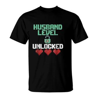 New Husband Level Unlocked Just Married Gamer T-shirt - Thegiftio UK