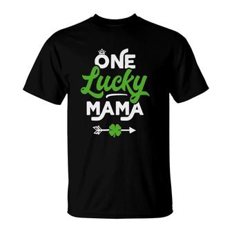 One Lucky Mama Women Cute Pregnancy St Patrick's Day T-Shirt | Mazezy