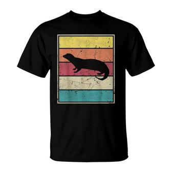 Otter Animal Retro Vintage Cute Nature T-Shirt | Mazezy