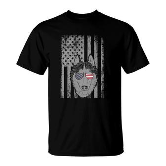 Patriotic American Flag Husky Men Lover Gift T-Shirt | Mazezy
