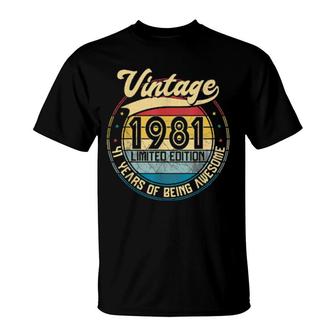 Retro Vintage 1981 41St Birthday Decorations 41 Years Old T-Shirt | Mazezy