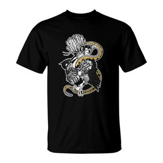 Road Runner Vs Rattlesnake Fight T-Shirt | Mazezy
