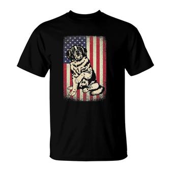 Saint Bernard American Vintage Flag Patriotic Dog Gift T-Shirt | Mazezy AU