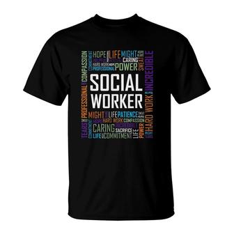 Social Worker For Women And Men Gift T-Shirt | Mazezy