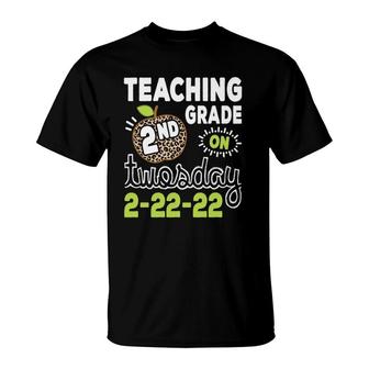 Teaching 2Nd Grade On Twosday 22222 Funny 2022 Teacher T-Shirt | Mazezy AU