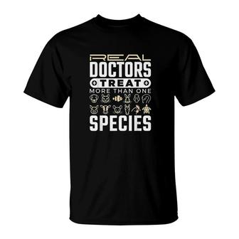 Veterinarian Real Doctors T-Shirt | Mazezy