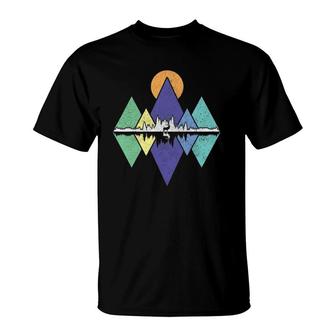 Vintage Mountains Elk Hunting Hiking Camping Climbing Gift T-Shirt | Mazezy AU