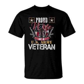 Vintage Proud Wife Of A US Army Veteran Gift Mom Dad T-Shirt | Mazezy DE