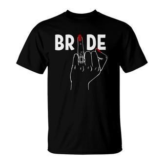 Wedding Honeymoon Bachelorette Red Finger Ring Fiance Bride T-Shirt | Mazezy DE