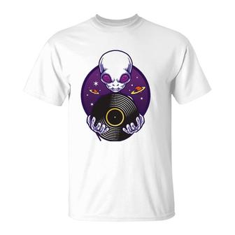 Dj Turntable Music Alien Ufo Vinyl Record Disco Party Gift T-Shirt | Mazezy UK