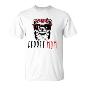 Ferret Mom Funny Animal Lover Weasel Women Mother Mama Gifts T-Shirt | Mazezy