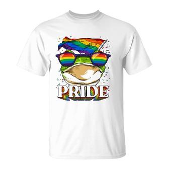 Lgbt Frog Gay Pride Lgbtq Rainbow Flag Sunglasses T-Shirt | Mazezy