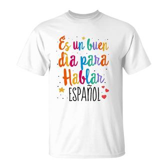Maestra Cute Rainbow Regalos Para Bilingual Spanish Teacher T-Shirt | Mazezy