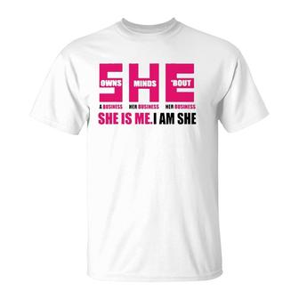 She Owns Minds 'Bout Business Businesswoman Entrepreneur T-Shirt | Mazezy