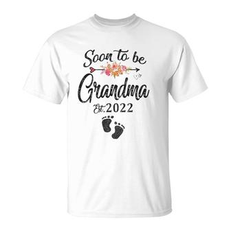 Soon To Be Grandma 2022 Mother's Day First Time Grandma Top T-Shirt | Mazezy