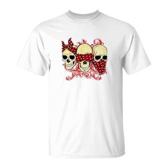 Three Skulls Classic T-Shirt | Mazezy