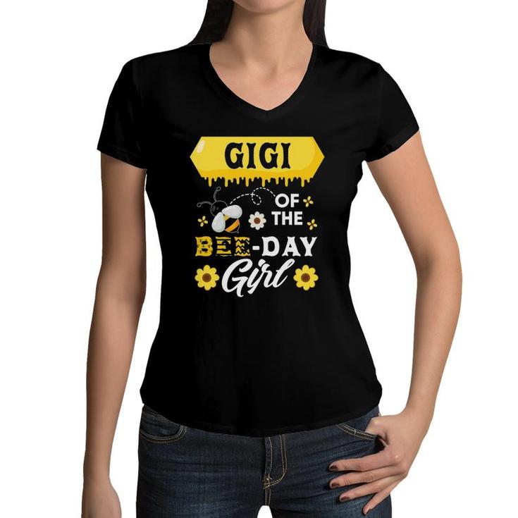 Gigi Of The Bee Birthday Girl Family Matching Hive Honey Women V-Neck T-Shirt