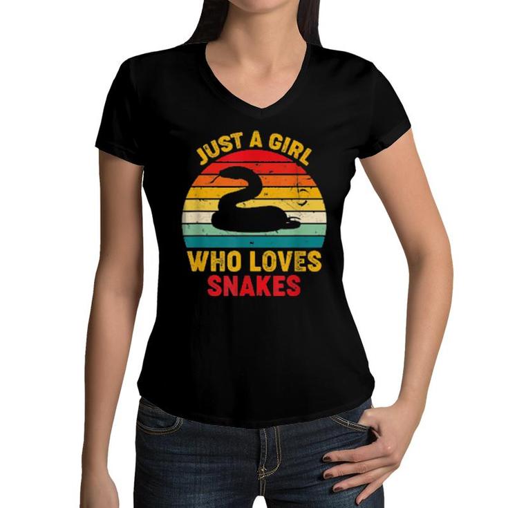 Just A Girl Who Loves Snakes Retro Sunset Snakes  Women V-Neck T-Shirt