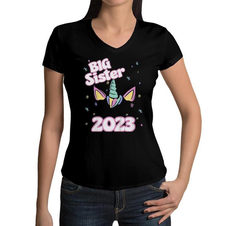 Kids Big Sister 2023 Unicorn  Women V-Neck T-Shirt