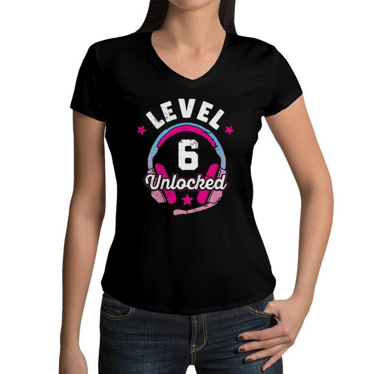 Kids Gamer Girl Level 6 Unlocked Video Game 6Th Birthday Gift Women V-Neck T-Shirt