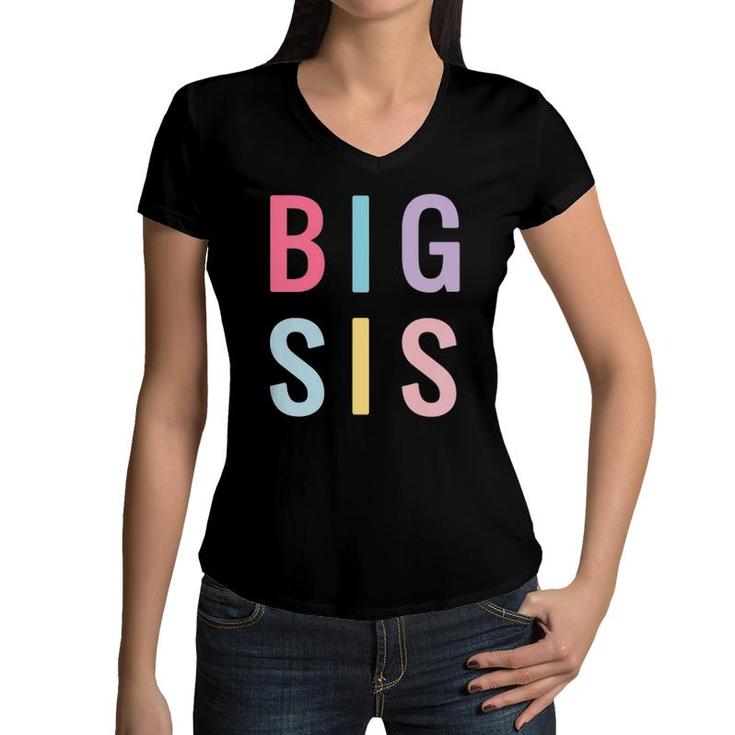 Kids Rainbow Big Sister Sibling Reveal Announce For Toddler Girls Women V-Neck T-Shirt