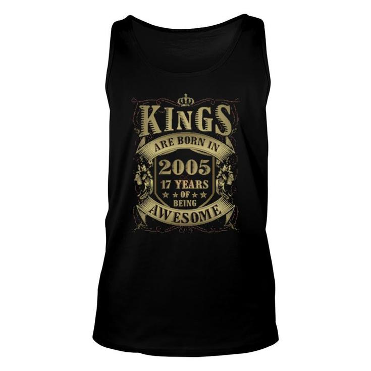 17Th Birthday Vintage Kings Born In 2005 17 Years Old  Unisex Tank Top