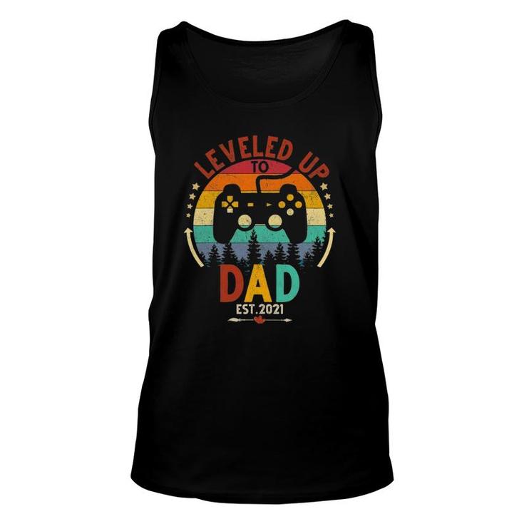 I Leveled Up To Dad Est 2021 Funny Video Gamer Gift Unisex Tank Top