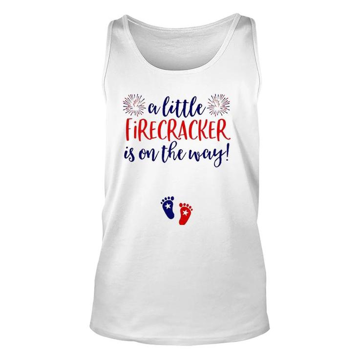 Womens 4Th Of July Pregnancy Announcement Couples Baby Reveal Tank Top