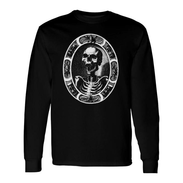 17 Century Skeleton Skull Engraving Remember Death Long Sleeve T-Shirt T-Shirt