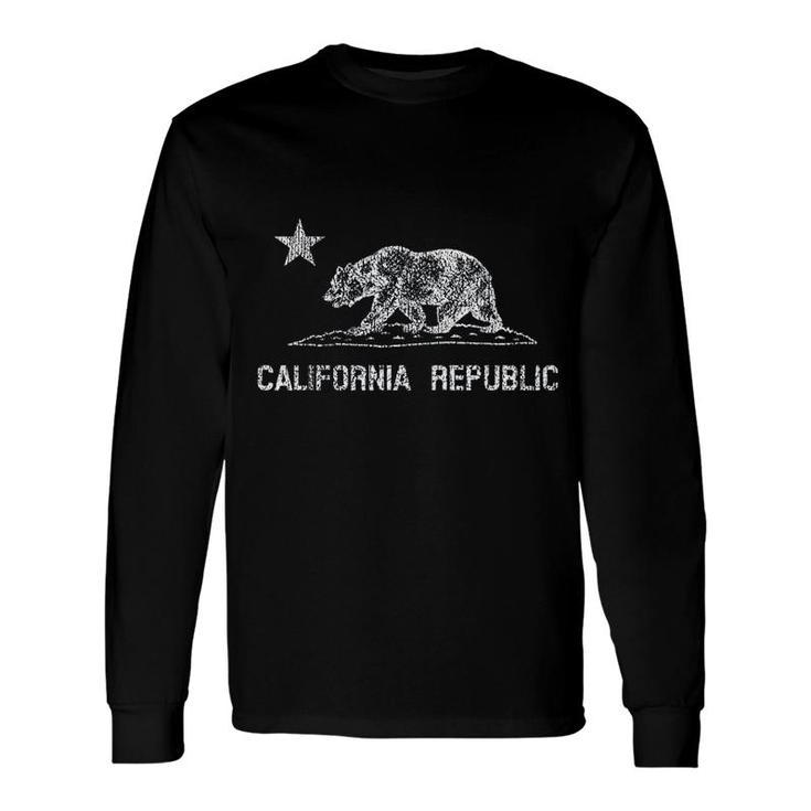 California Republic Flag Distressed Bear Long Sleeve T-Shirt T-Shirt